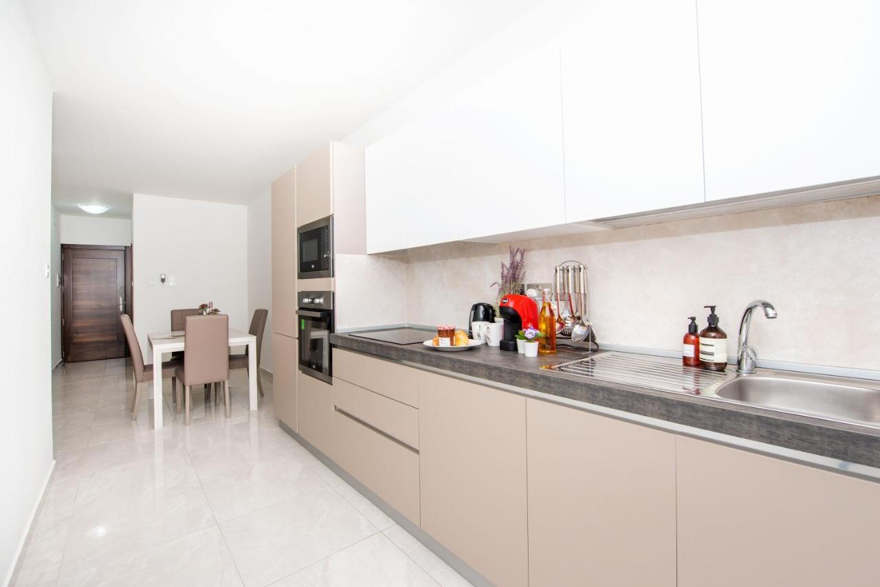 Flotta Island Apartments Gzira Buitenkant foto