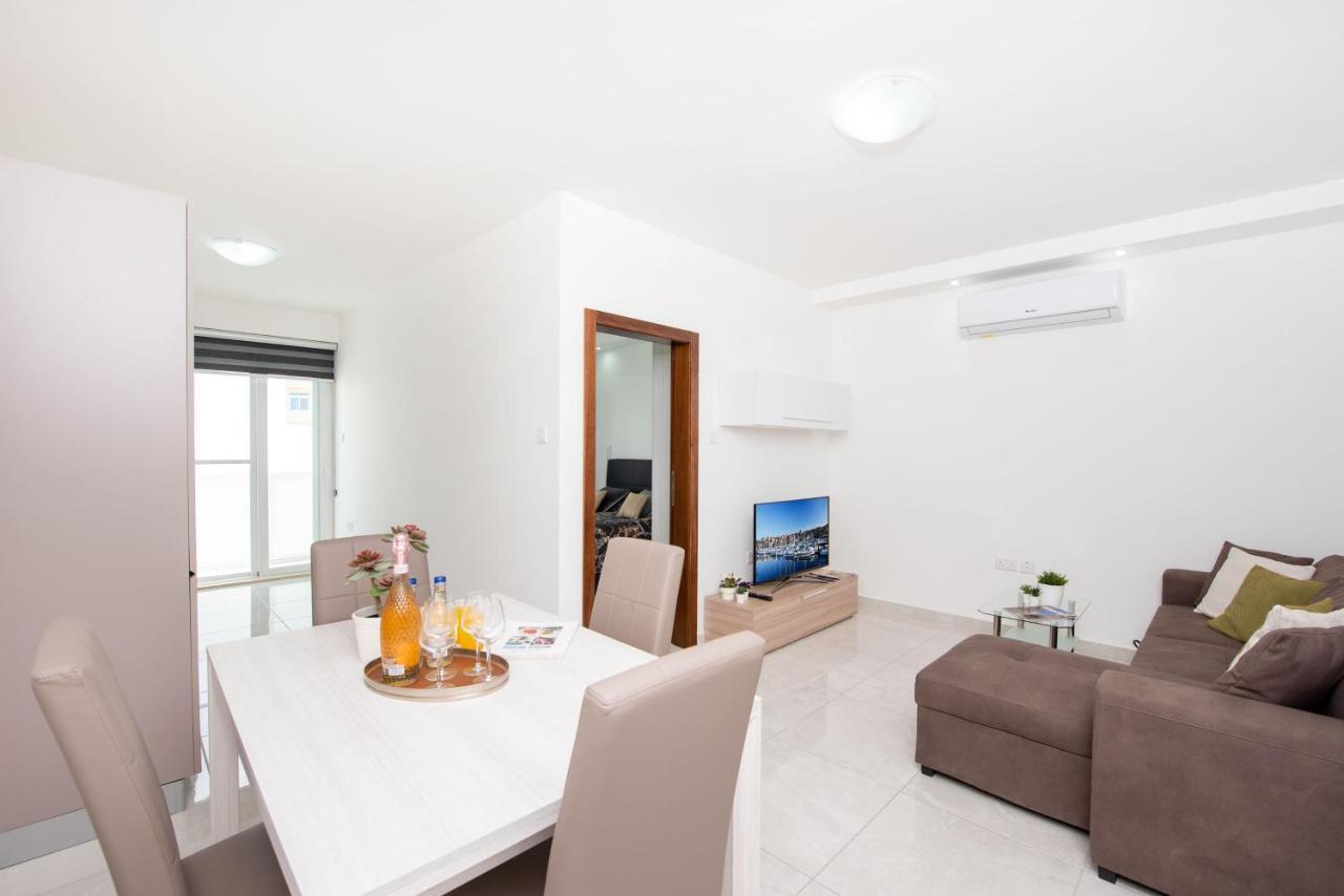 Flotta Island Apartments Gzira Buitenkant foto