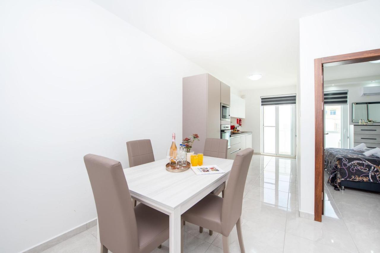 Flotta Island Apartments Gzira Buitenkant foto