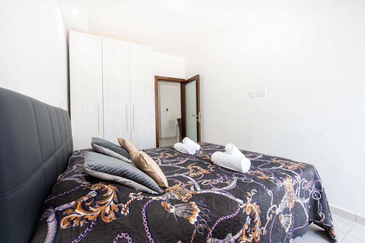Flotta Island Apartments Gzira Buitenkant foto