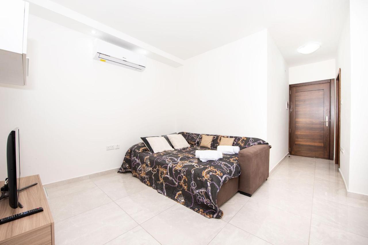 Flotta Island Apartments Gzira Buitenkant foto