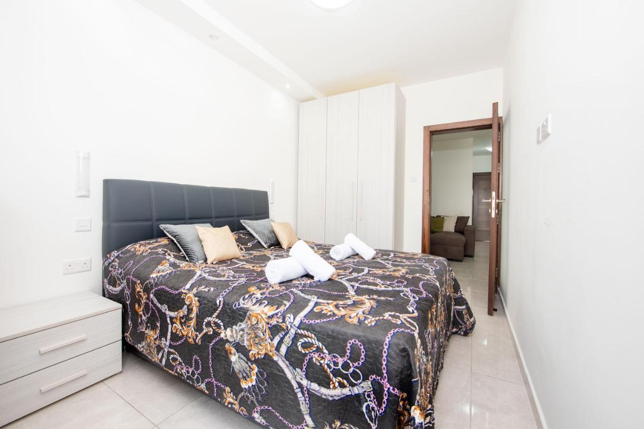 Flotta Island Apartments Gzira Buitenkant foto