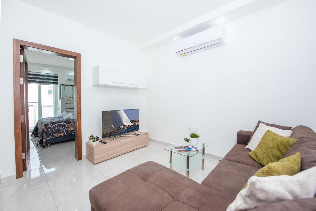 Flotta Island Apartments Gzira Buitenkant foto