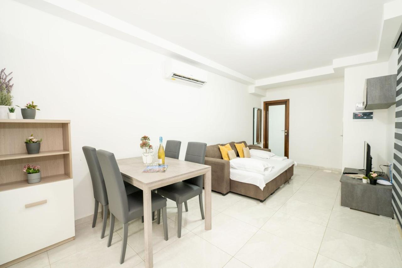 Flotta Island Apartments Gzira Buitenkant foto