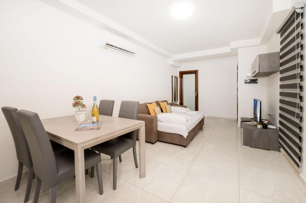 Flotta Island Apartments Gzira Buitenkant foto