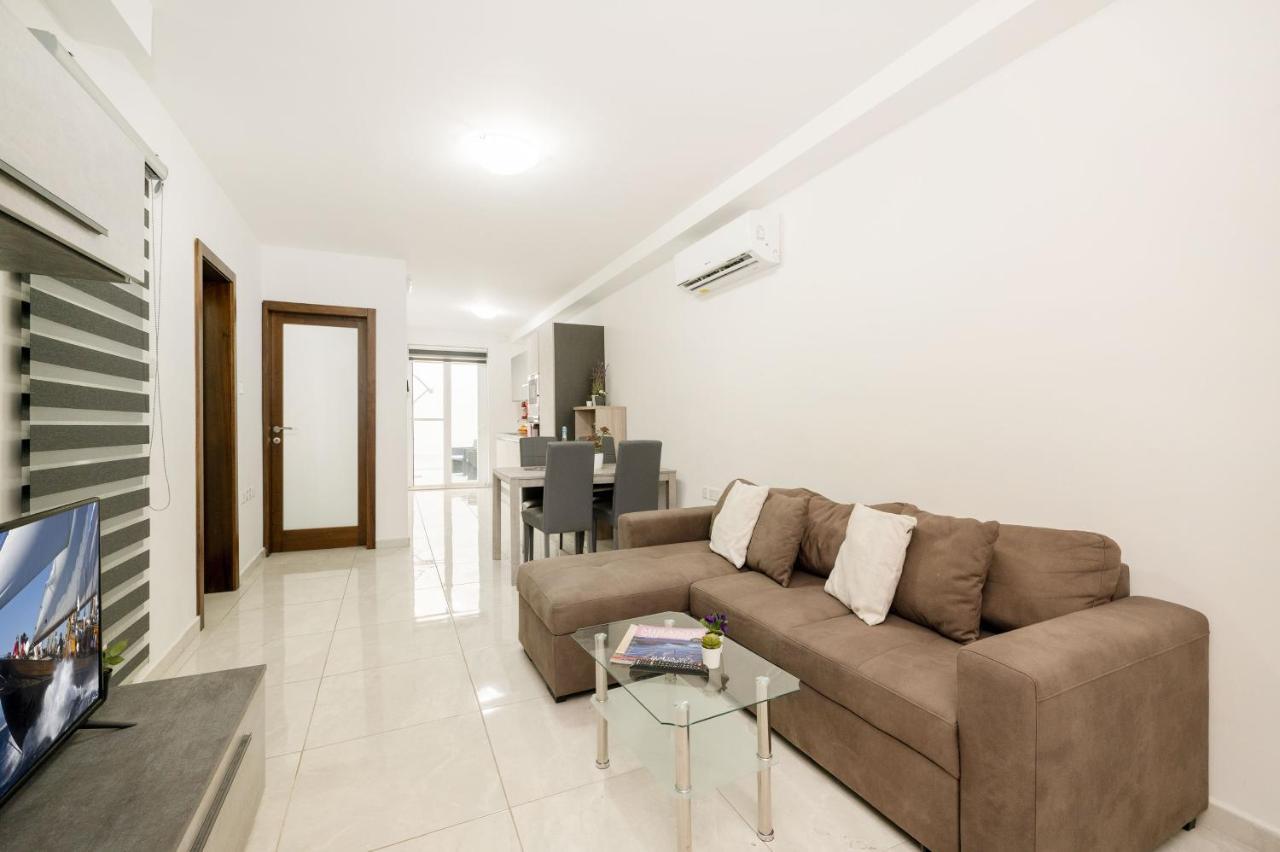 Flotta Island Apartments Gzira Buitenkant foto