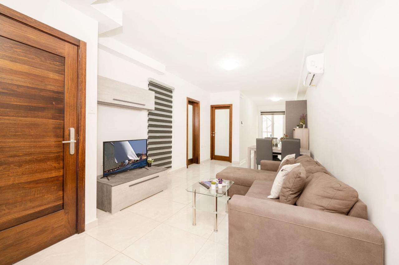 Flotta Island Apartments Gzira Buitenkant foto