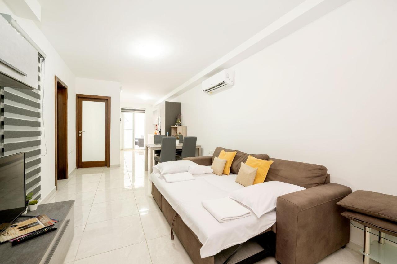 Flotta Island Apartments Gzira Buitenkant foto