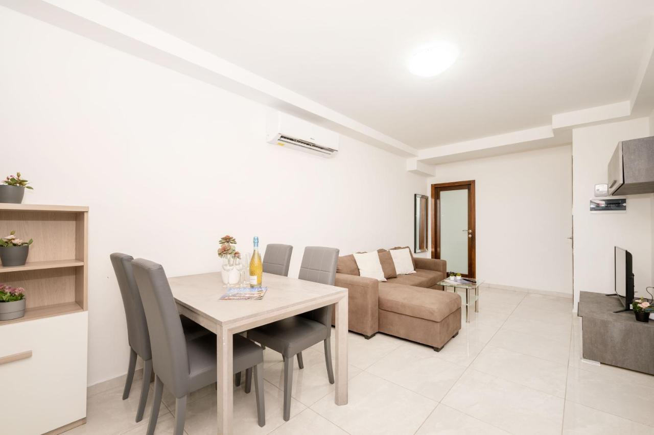 Flotta Island Apartments Gzira Buitenkant foto