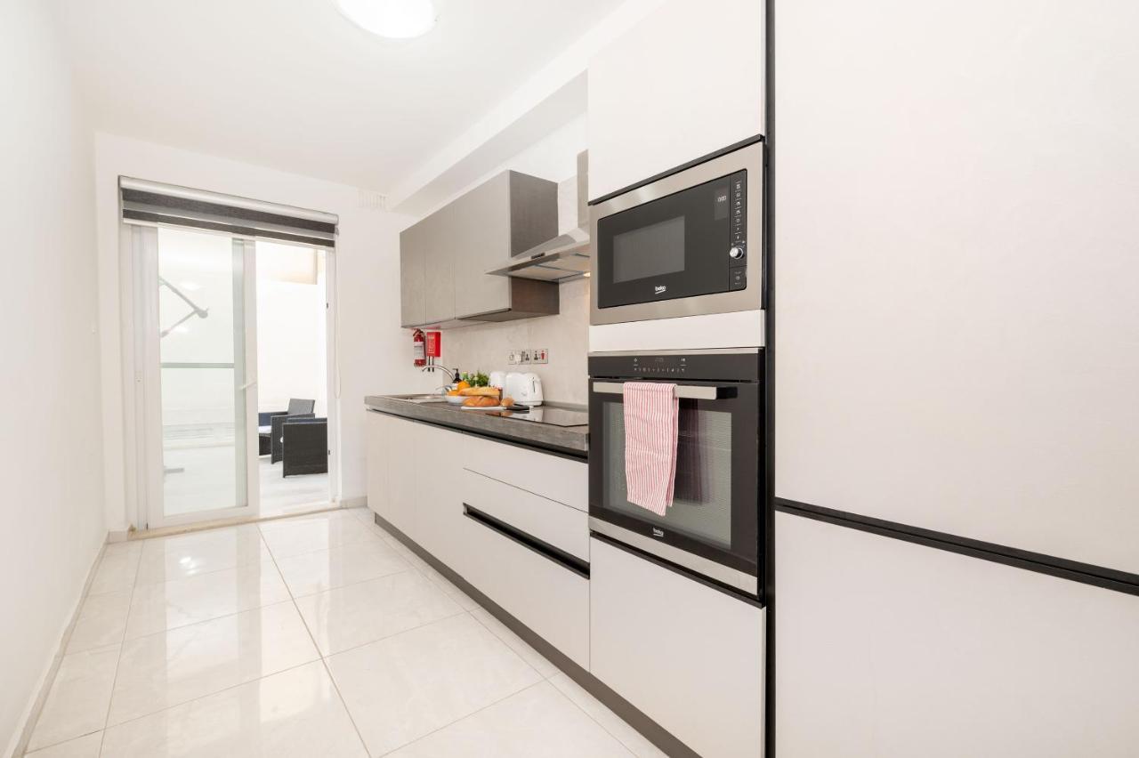 Flotta Island Apartments Gzira Buitenkant foto